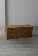 リズムのある箪笥　引出し12杯　明治〜大正期　大型配送　/  Japanese Antique  Tansu Drawer Chest