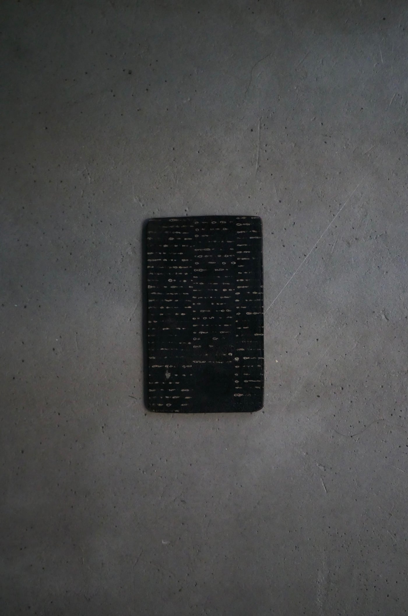 漆板 無題 / Toshihiko Iwata – MOUSEION
