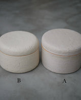 石肌　陶箱　/ Akari Sato