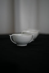 白瓷双耳付茶杯　S/M　/ タナカシゲオ