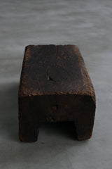 木　刳抜　少数民族　小椅子　小　/  Asian Antique　Primitive Wooden  Stool