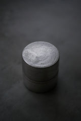 小箱　蓋物　茶入れ　銀肌　/ Akari Sato