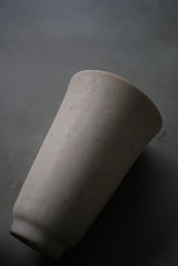 曲線の美しいcup  土肌　 / Akari Sato