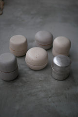 小箱　蓋物　石肌　/ Akari Sato