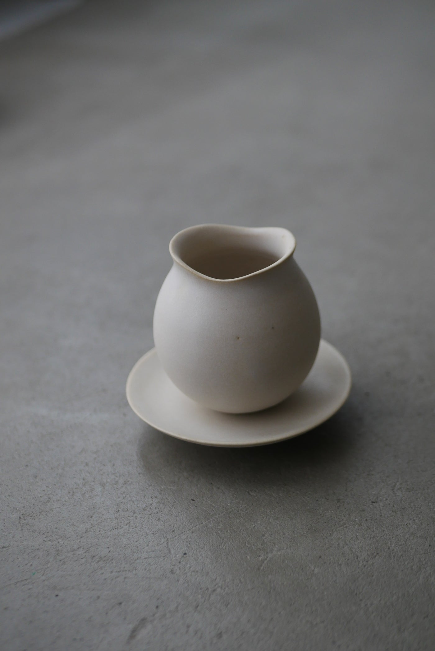 オーダー 曲線のcup / 大和田 友香 半磁器 – MOUSEION