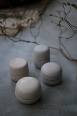 小箱　蓋物　石肌　/ Akari Sato