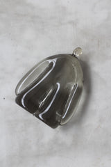 Bottle People  【 pool 】  glass object gray　光井威善 / Takeyoshi Mistui