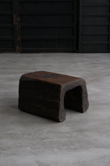 木　刳抜　少数民族　小椅子　木台　大　/  Asian Antique　Primitive 　Wooden　Stool
