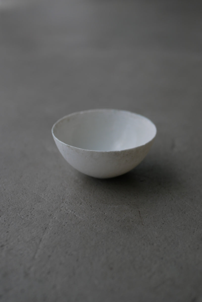 白磁　丸茶杯　　/ Takahiro Yahagi