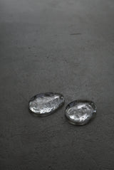 croon  S  glass object _ shisui