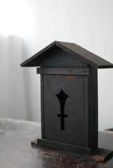 H様　　専用  / 黒漆　模様窓厨子　