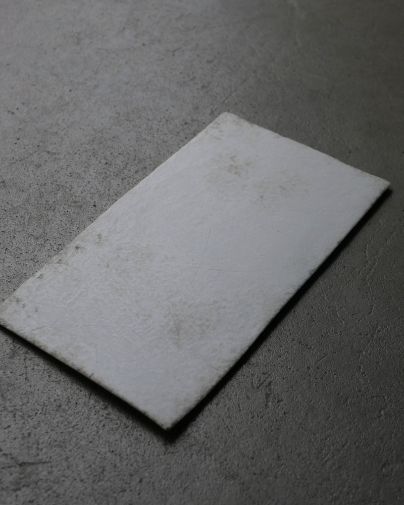 白磁　長角皿　stone scrach / Takahiro Yahagi & MOUSEION