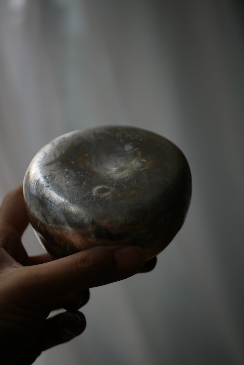 For Ms.Linda  Moon Jar & silver stone dish