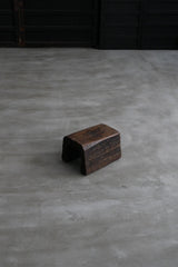 木　刳抜　少数民族　小椅子　木台　大　/  Asian Antique　Primitive 　Wooden　Stool