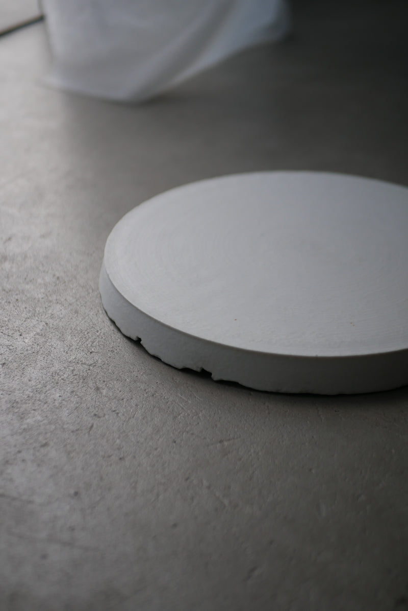 白磁　五月雨の大皿/茶盤　02 / Takahiro Yahagi