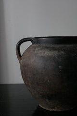 ウクライナ炭化壺  /  Japanese Antiques