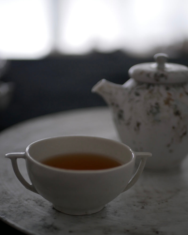 白瓷双耳付茶杯　S/M　/ タナカシゲオ