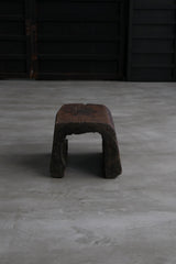 木　刳抜　少数民族　小椅子　木台　大　/  Asian Antique　Primitive 　Wooden　Stool