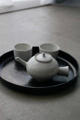 白瓷長石高台　猪口　/ タナカシゲオ