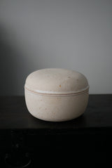 氷衣肌　/ Akari Sato