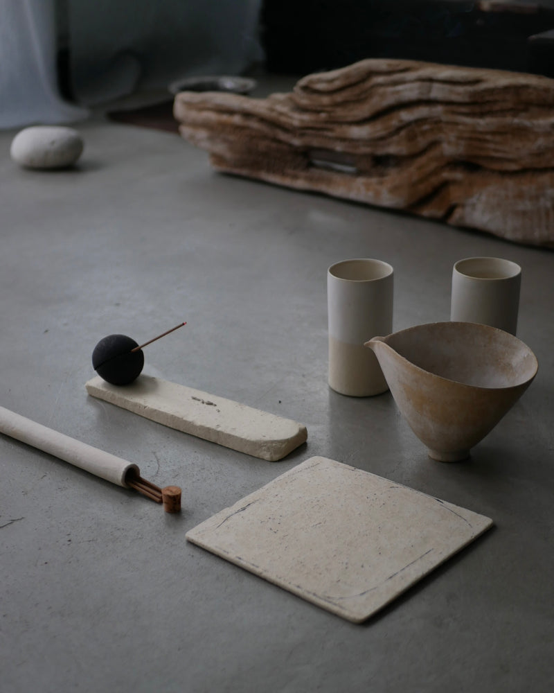 オノエコウタ　incense入れ