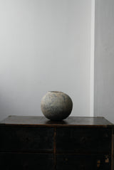 For Ms.Linda  Moon Jar & silver stone dish