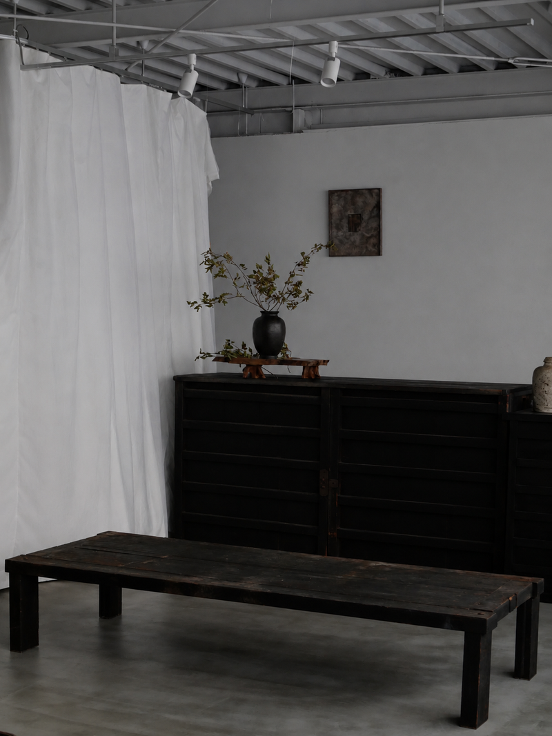 HOLD 黒漆 木製テーブル 江戸時代 / Japanese Antique Table Made by