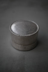 小箱　蓋物　茶入れ　銀肌　/ Akari Sato