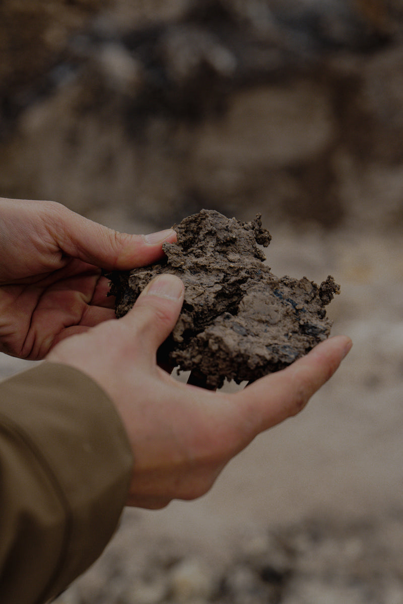 Soil Cube L 立方体 / Testuya Hioki Japanese soil Art 花器 – MOUSEION