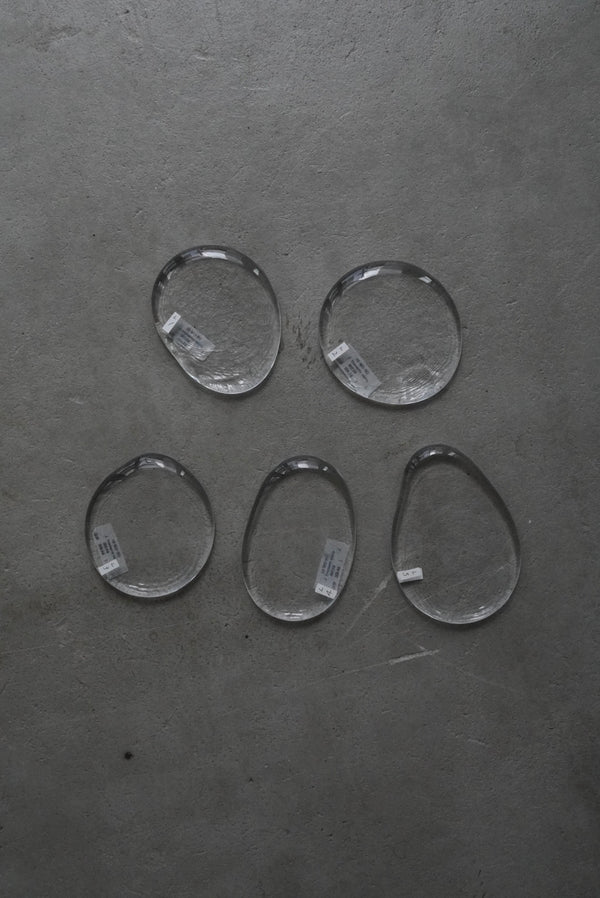 croon L glass object _ shisui