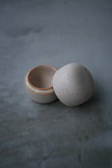 小箱　蓋物　石肌　/ Akari Sato