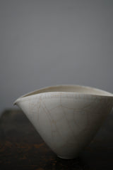 片口　タテ型 M  Bone  White 半磁器　/  Kanako Yoshida