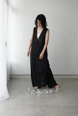 オーダー/ V-neck sleeveless one-piece /  urq