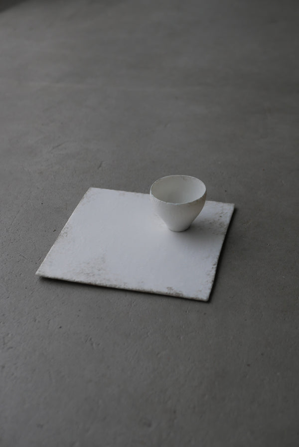 白磁　角皿　stone scrach / Takahiro Yahagi