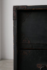 静かな黒漆　庄内箪笥　江戸から明治期　/  Japanese Antiques  Urushi  Wooden Drawer ,Chest