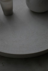 plate rim scratch gray