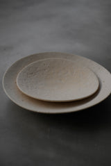 中皿　15cm  石肌　/ Akari Sato