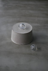 月肌　soil gray / Akari Sato