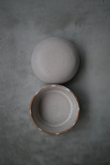 小箱　蓋物　月肌　soil gray / Akari Sato