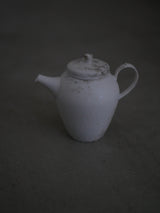 白磁　scrach tea pot 2/ Takahiro Yahagi