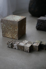 Soil  Cube L  立方体 / Testuya Hioki    Japanese  soil   Art 花器