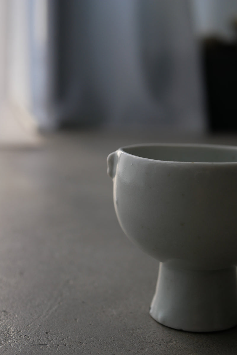 白瓷小耳高杯　小鉢　/ タナカシゲオ