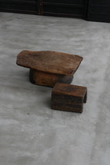 木　刳抜　少数民族　小椅子　木台　大　/  Asian Antique　Primitive 　Wooden　Stool