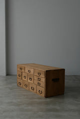 リズムのある箪笥　引出し12杯　明治〜大正期　大型配送　/  Japanese Antique  Tansu Drawer Chest