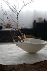 片口　オブジェ　Bone White 半磁器　/  Kanako Yoshida