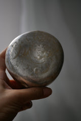 煙銀彩　石ころ台皿  /菊地　亨