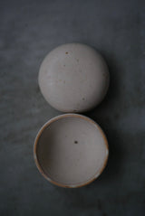 小箱　蓋物　石肌　/ Akari Sato