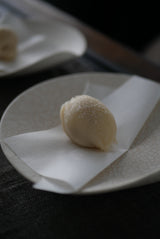 曲線皿　Bone White 半磁器　/  Kanako Yoshida