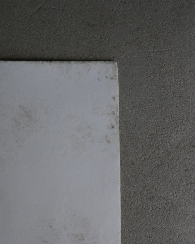 白磁　角皿　stone scrach / Takahiro Yahagi