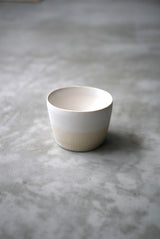 かけ分け　白釉　土肌　cup 猪口　  / Akari Sato
